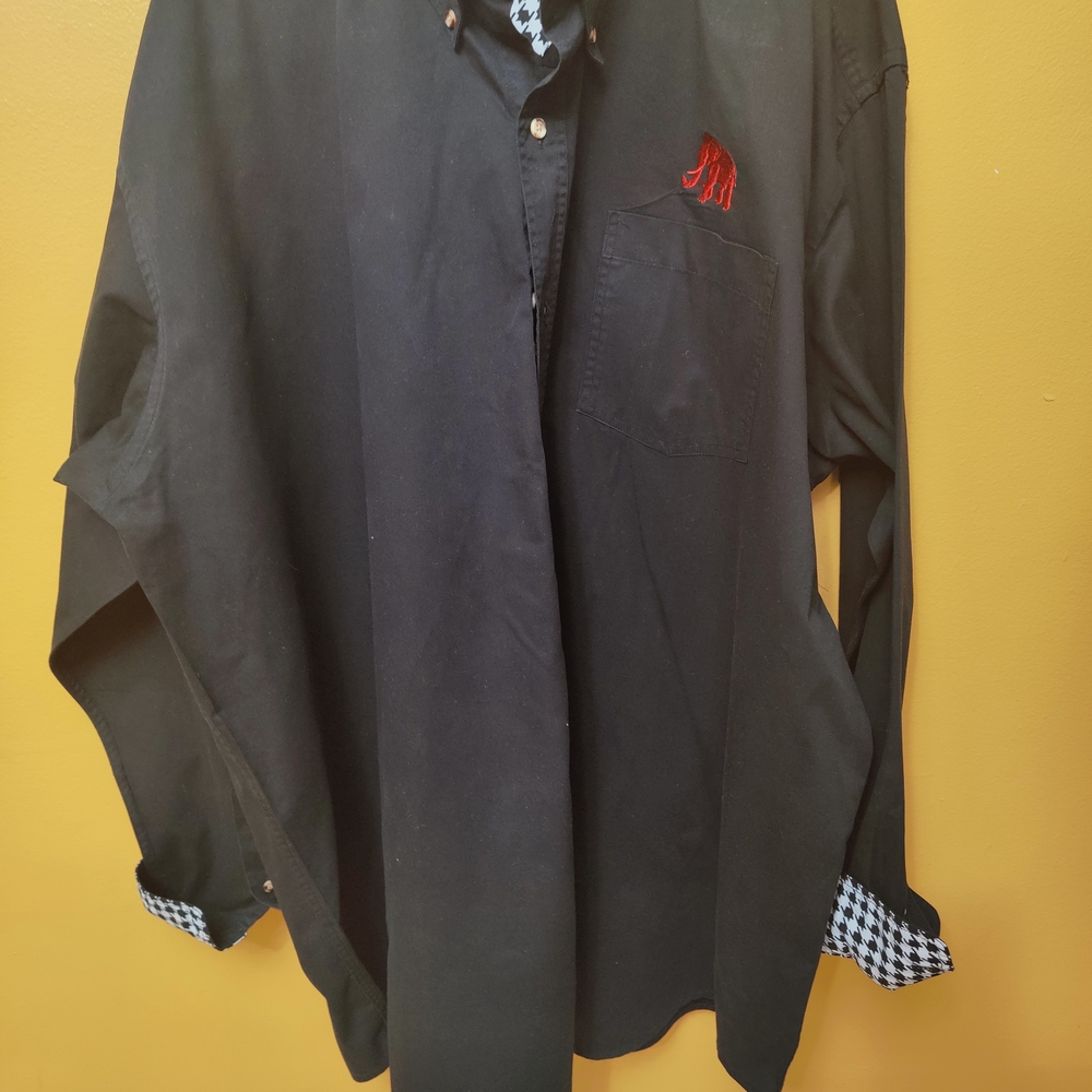 Red and Black Casual Button Down Shirt with Stylish Logo